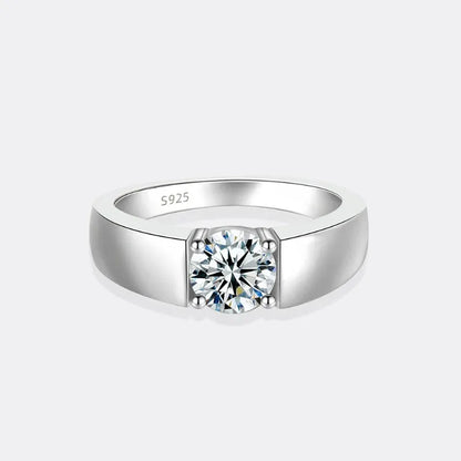 Honor Moissanite Ring