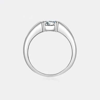 Honor Moissanite Ring