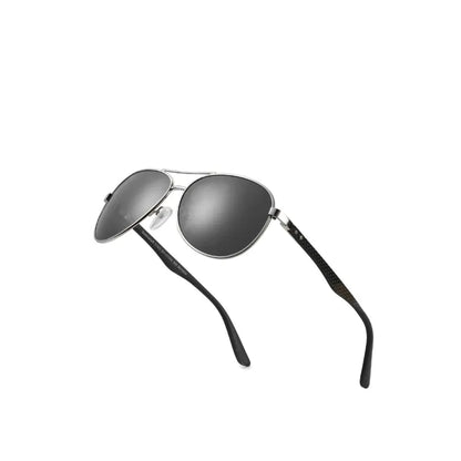 Carbon Pilot Sunglasses – Grey Fog