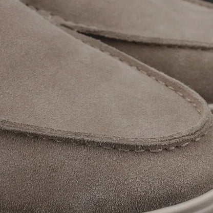 紳士靴, メンズシューズ, スエードシューズ, カウスエード, ローファー, スリップオン, カジュアルシューズ, 高級靴, プレミアムシューズ, ビジネスシューズ, 軽量靴, 快適シューズ, 春秋靴, ラバーソール, スタイリッシュシューズ, 耐久性, 伝統的デザイン, 手作り靴, 洗練された靴, 上質素材, ファッションシューズ, ヨーロピアンスタイル, エレガントシューズ, ベージュソール, ホワイトソール, サイズ豊富, クラシックデザイン, ステッチング製法, ソフトレザー, 日本サイズ, 24.5cm-28.5cm,

Gentlemen’s shoes, men’s shoes, suede shoes, cow suede, loafers, slip-on, casual shoes, luxury shoes, premium shoes, business shoes, lightweight shoes, comfortable shoes, spring/fall shoes, rubber sole, stylish shoes, durable, traditional desi